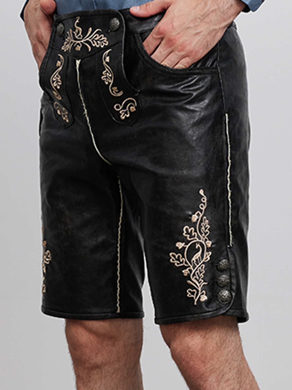 Traditionelles Dirndl mit modernem Touch