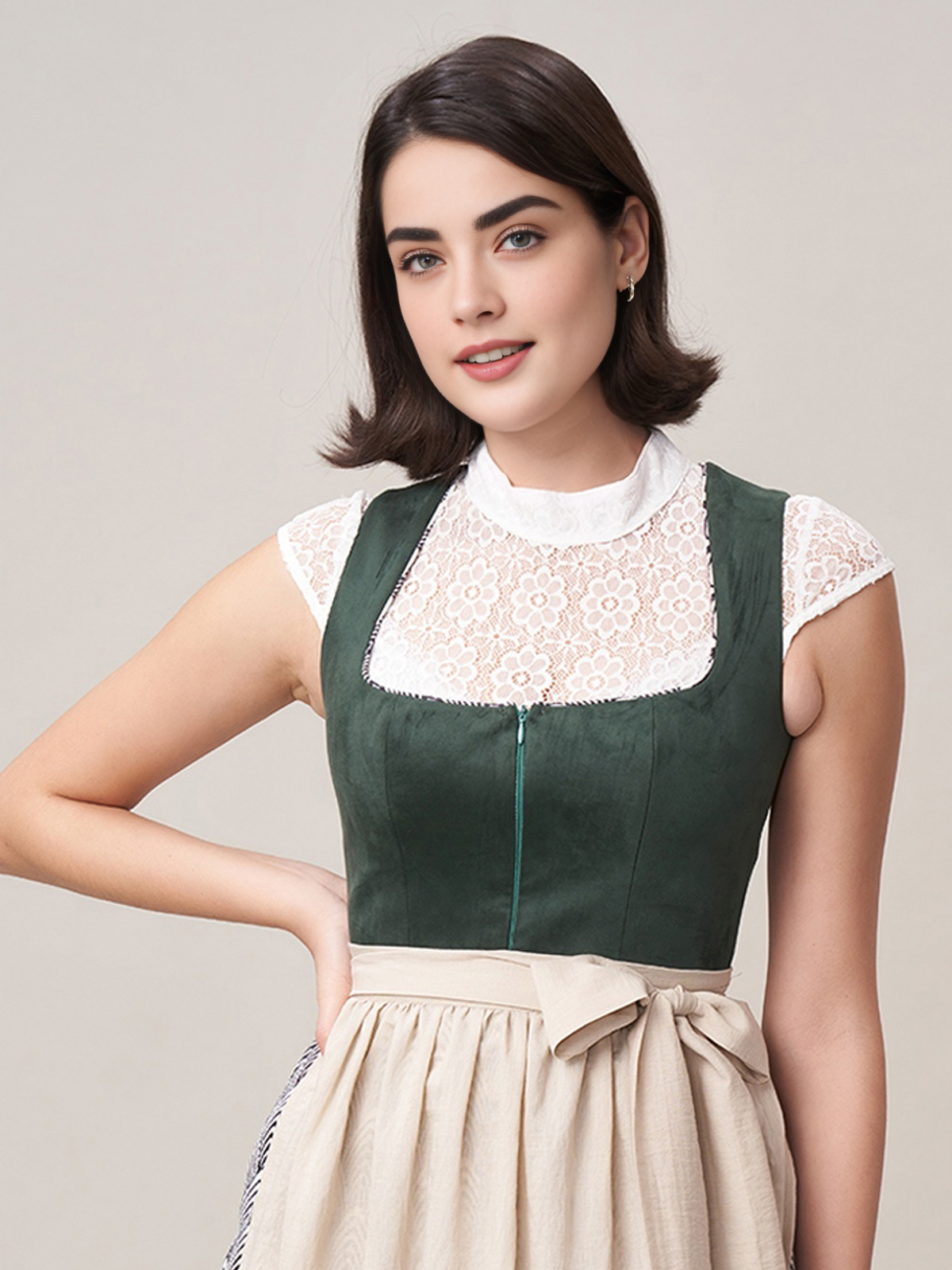 Dirndl in Grün mit floralen Details