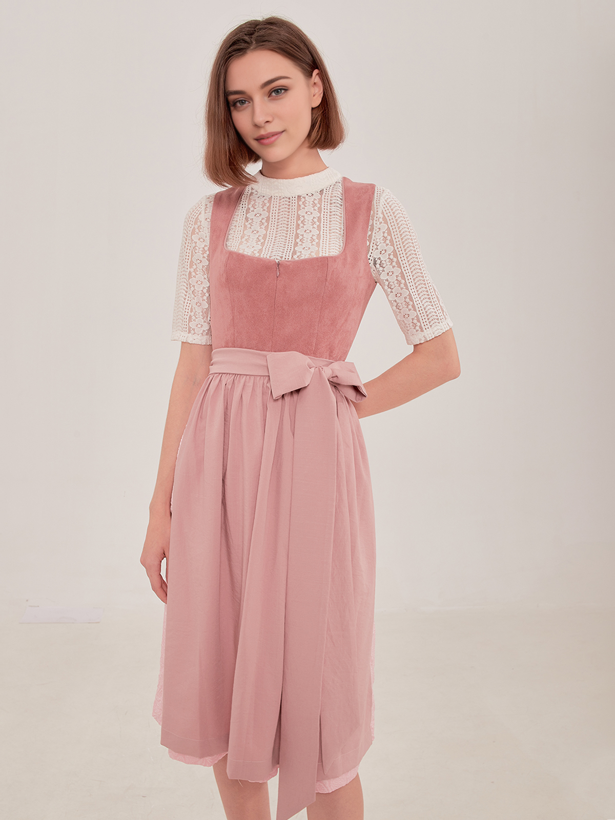 Dirndlbluse kurzarm in Rosa