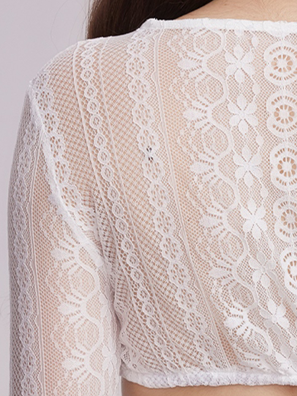 Dirndl Flieder mit weißer Bluse