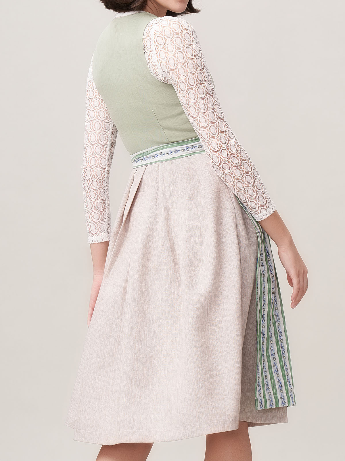 Dirndl Smaragdgrün Samt
