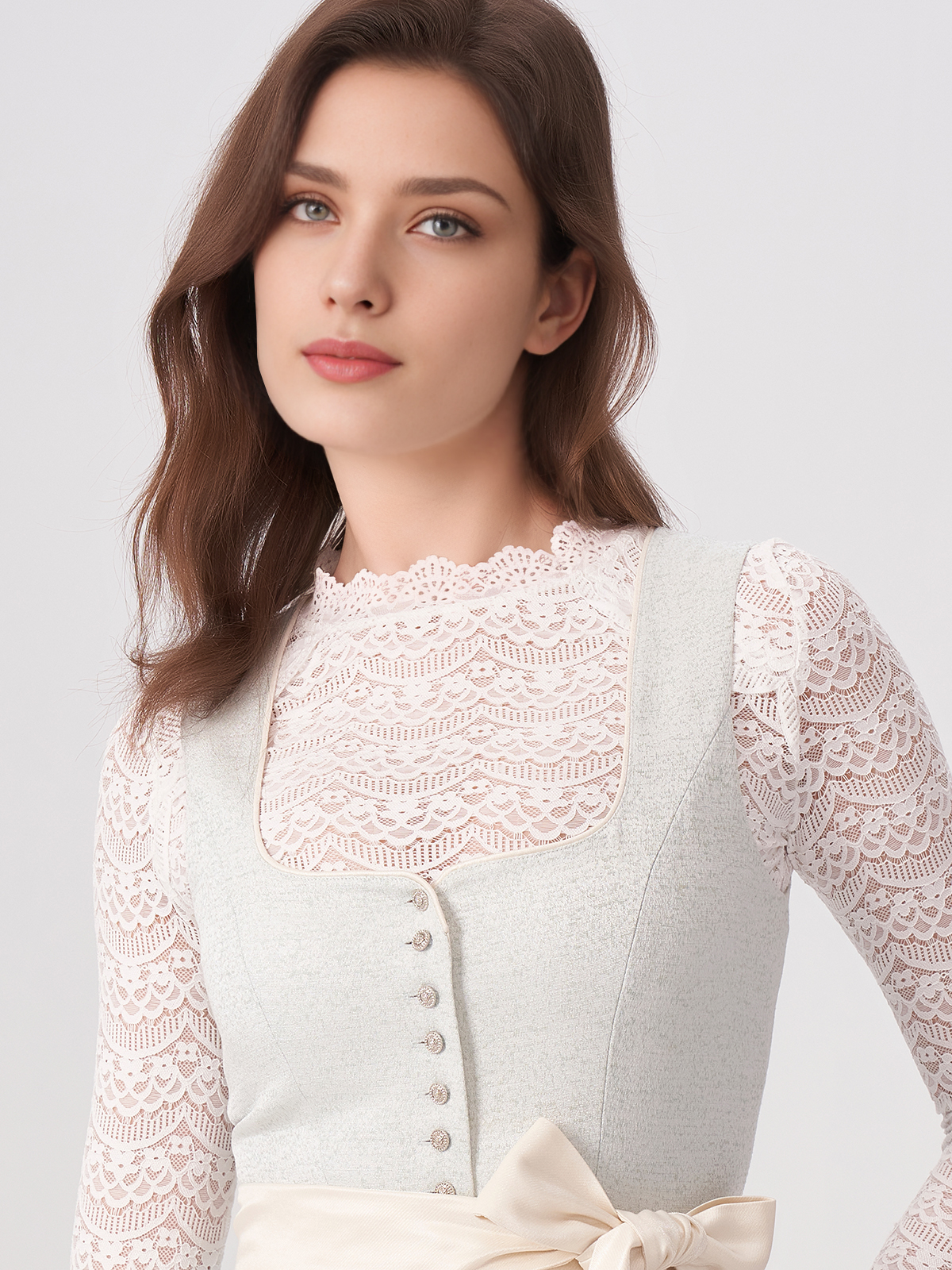 Braun Dirndl in eleganter Ausführung