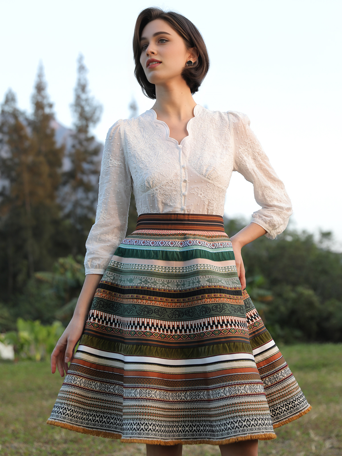 Dirndl in Grün mit Reißverschluss