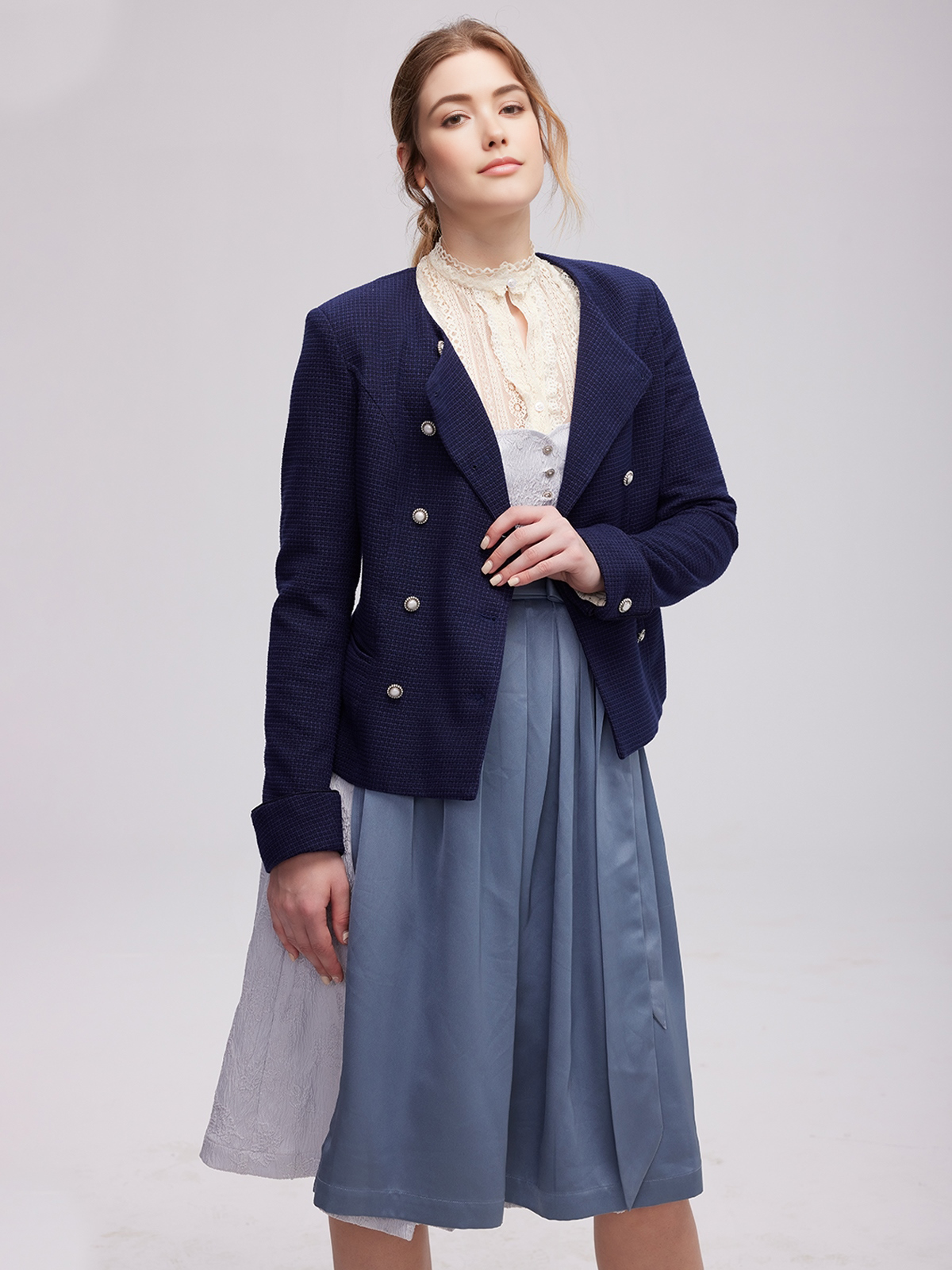 Ehreer Dirndl in Blau